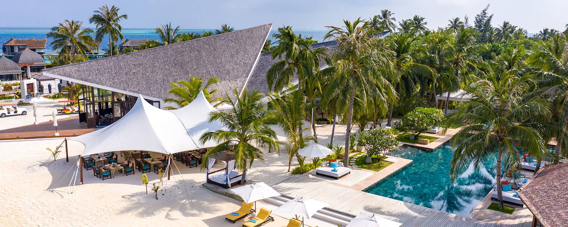 Hauptpool - OZEN Reserve Bolifushi