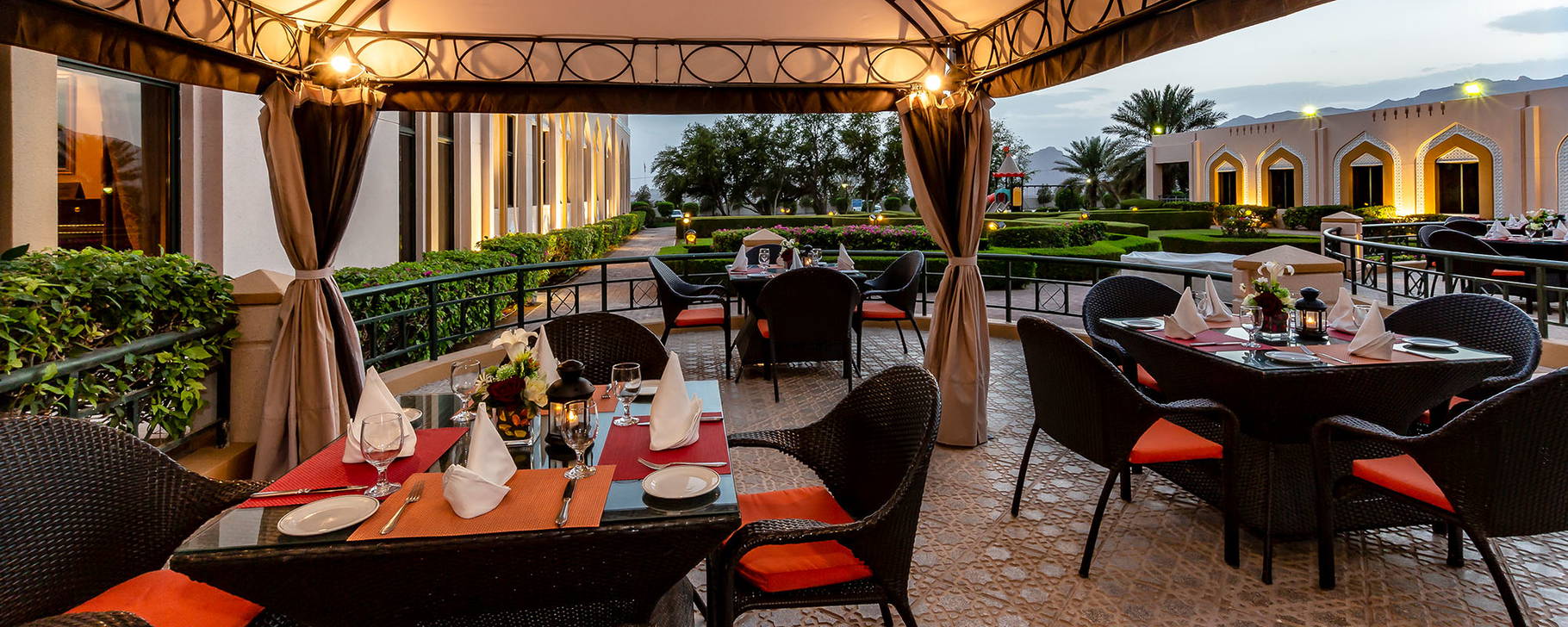 Restaurant - Golden Tulip Nizwa