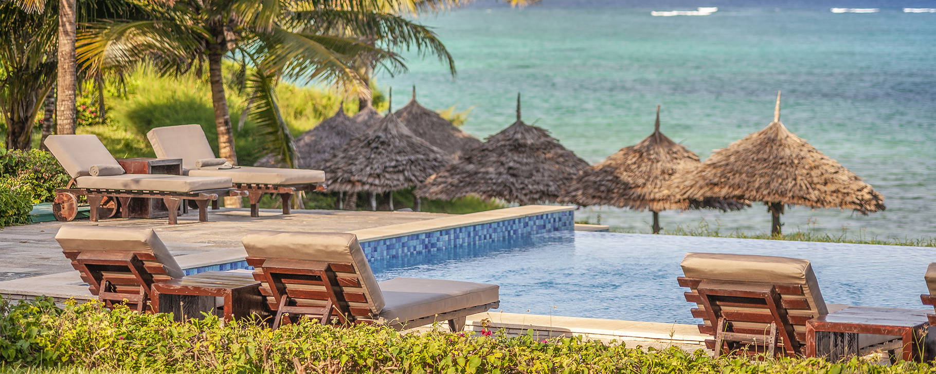 Poolanlage - Zawadi Hotel Zanzibar