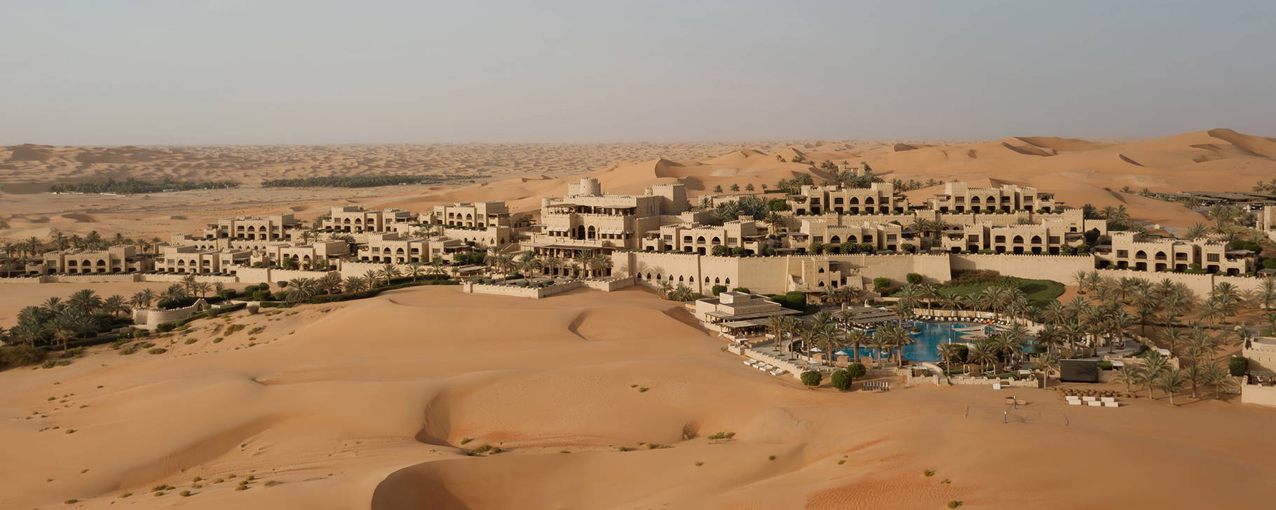 Hotelanlage - Qasr Al Sarab Desert Resort by Anantara