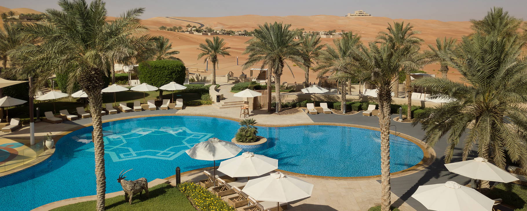 Poolanlage - Qasr Al Sarab Desert Resort by Anantara