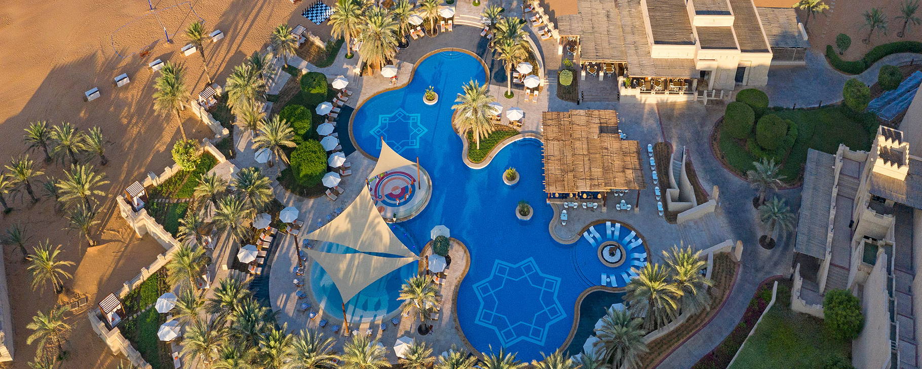 Pool - Qasr Al Sarab Desert Resort by Anantara