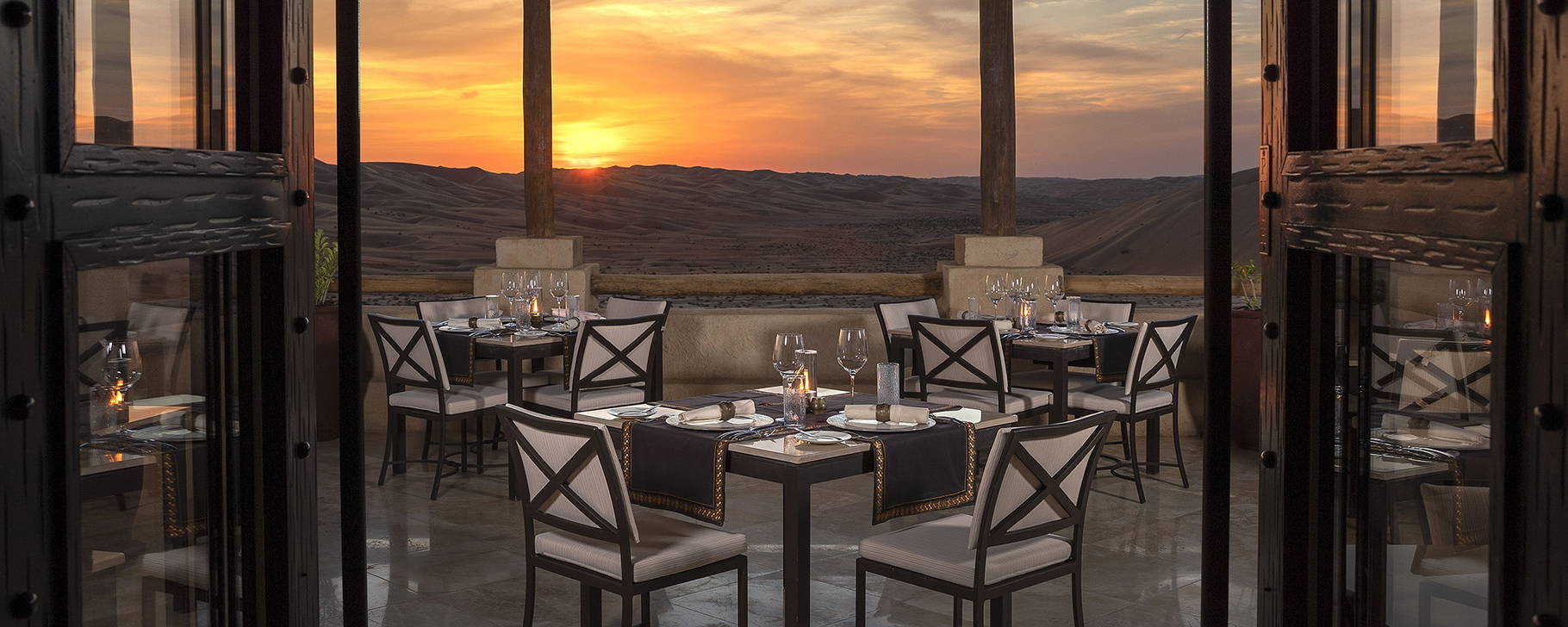 Suhail Rooftop Bar & Grill - Qasr Al Sarab Desert Resort by Anantara