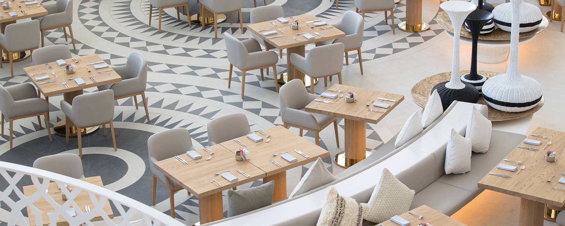 White Restaurant - Jumeirah Saadiyat Island