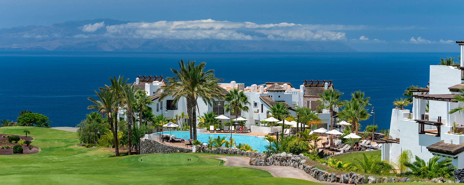 Hotelanlage und Golfplatz - Las Terrazas de Abama Suites
