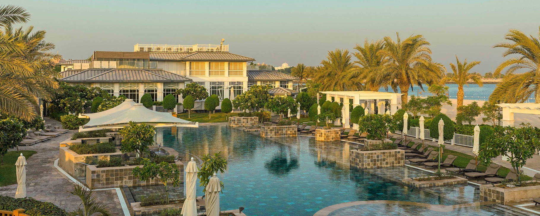 Pool - The St. Regis Abu Dhabi