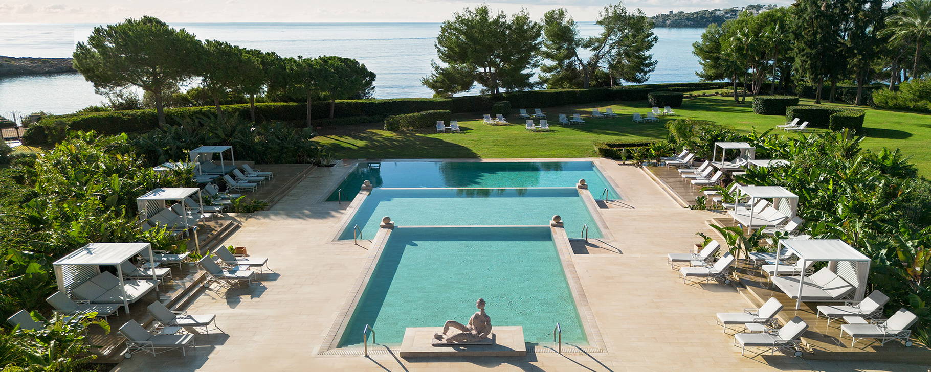 Poolanlage - The St. Regis Mardavall Mallorca Resort