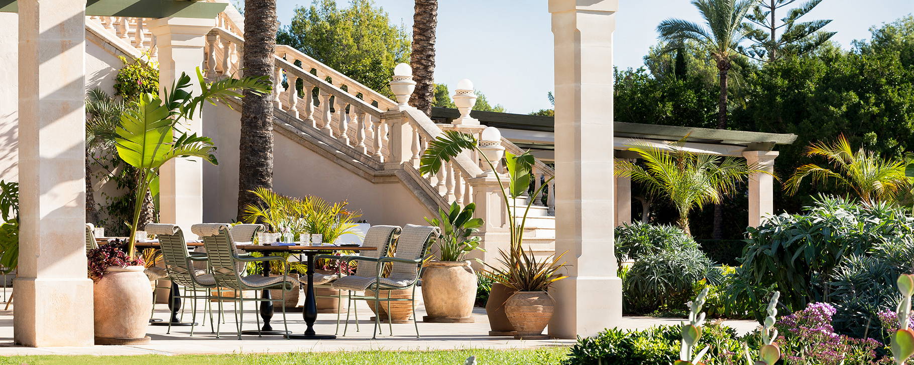 Restaurant - The St. Regis Mardavall Mallorca Resort