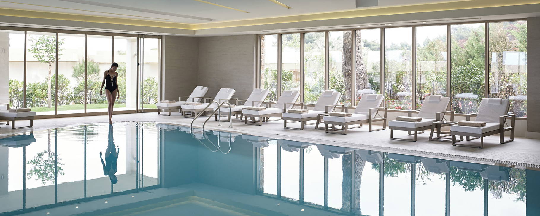 Innenpool - Sani Club