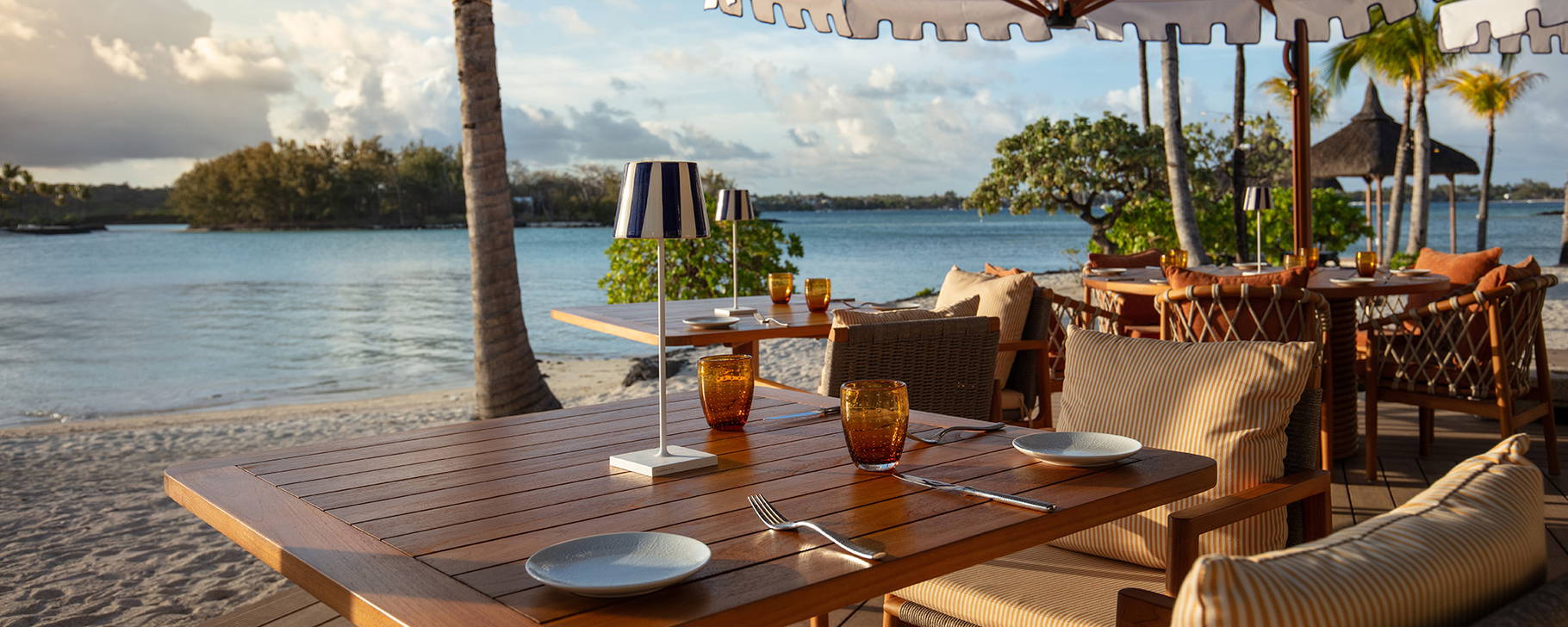 Coco's Beach Bar - Shangri-La Le Touessrok, Mauritius