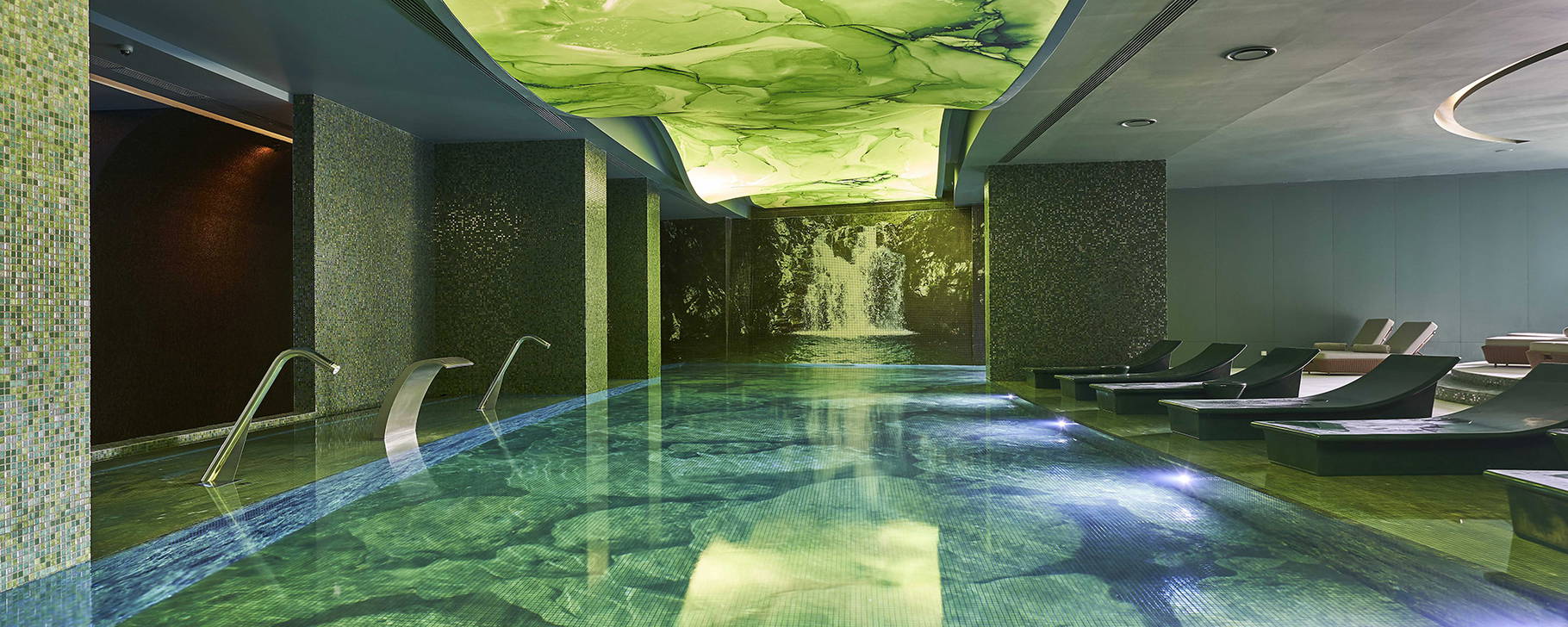 Spa-Pool - Savoy Palace