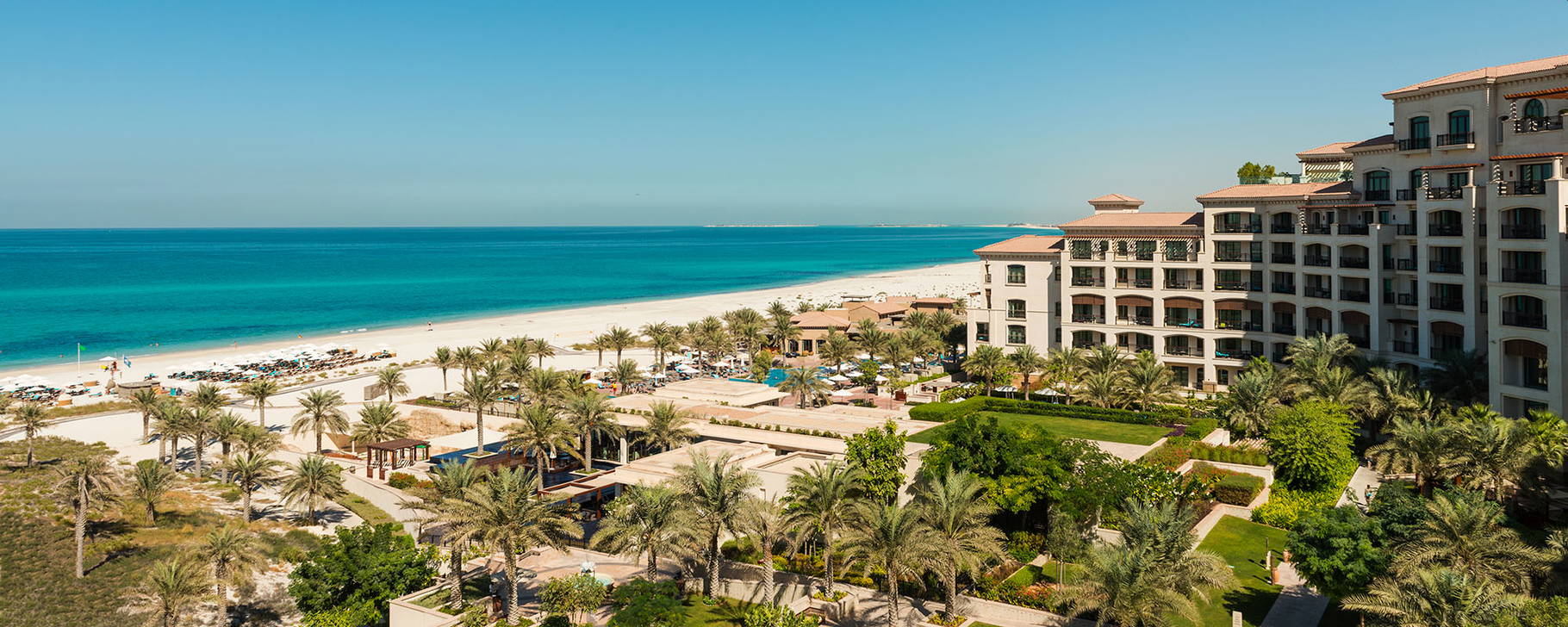 Garten und Strand - The St. Regis Saadiyat Island Resort