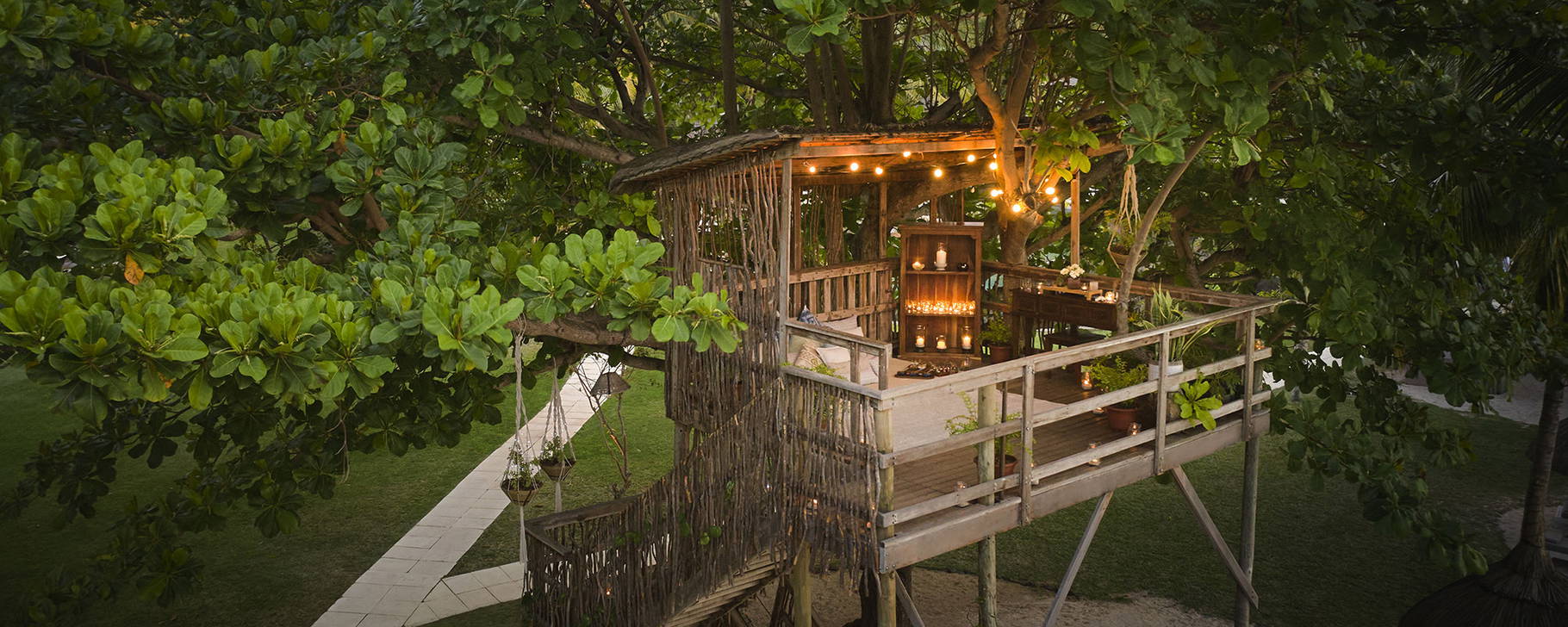 Tree House - LUX Le Morne