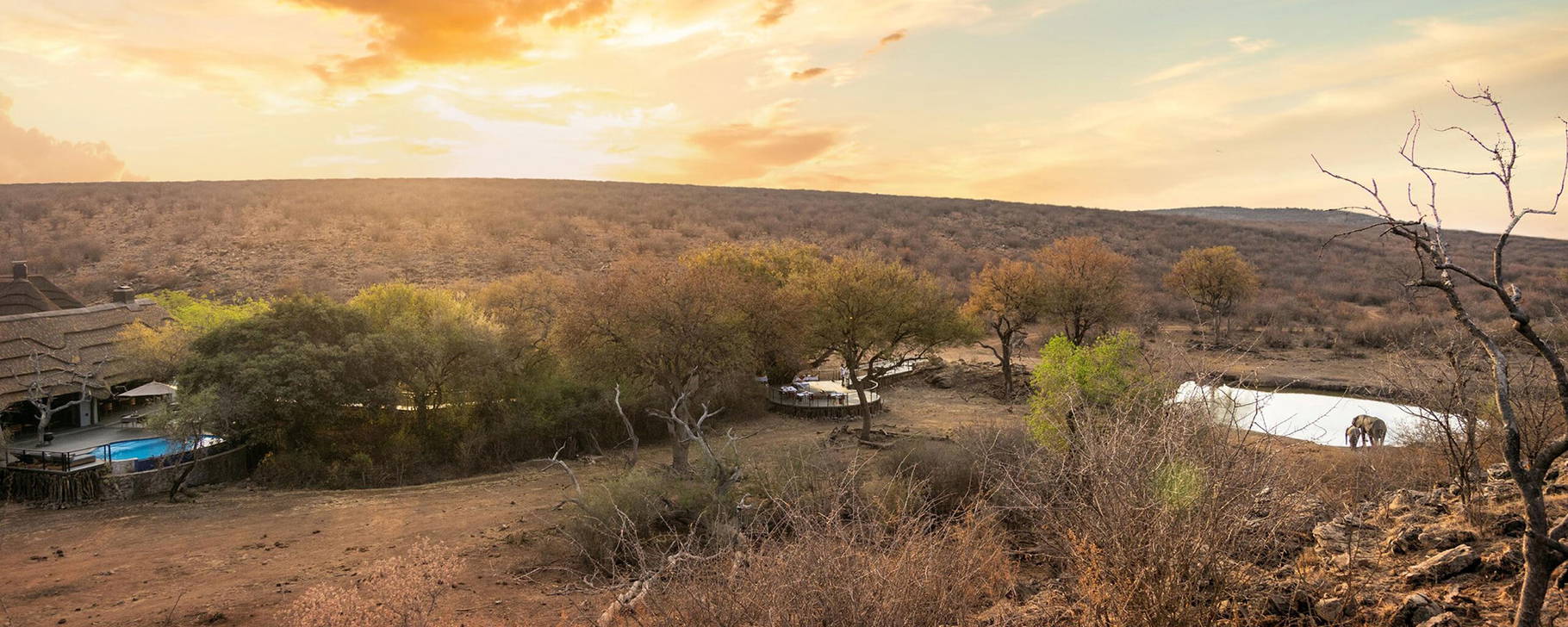 Lage - Tuningi Safari Lodge