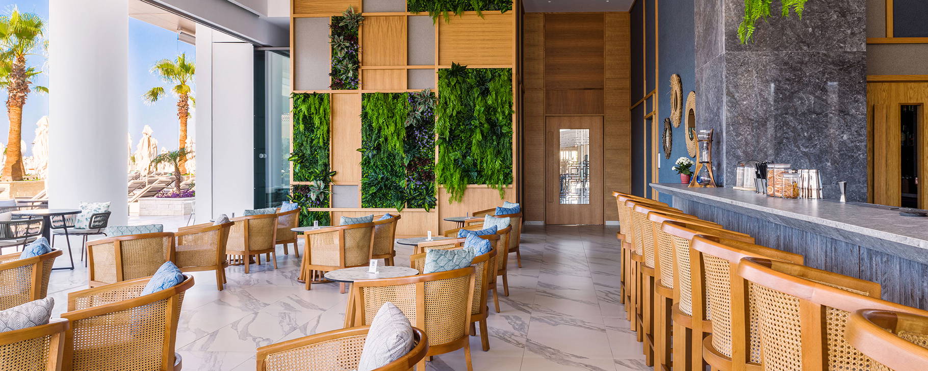 Selene - Amanti, MadeForTwo Hotels