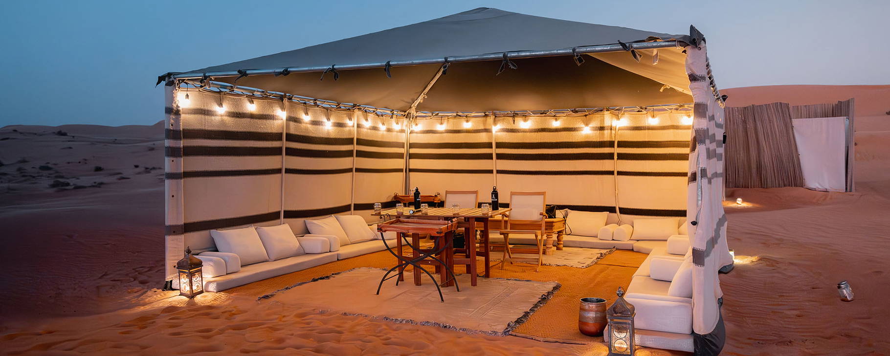 Majlis-Aufenthaltsbereich - Canvas Club Tents