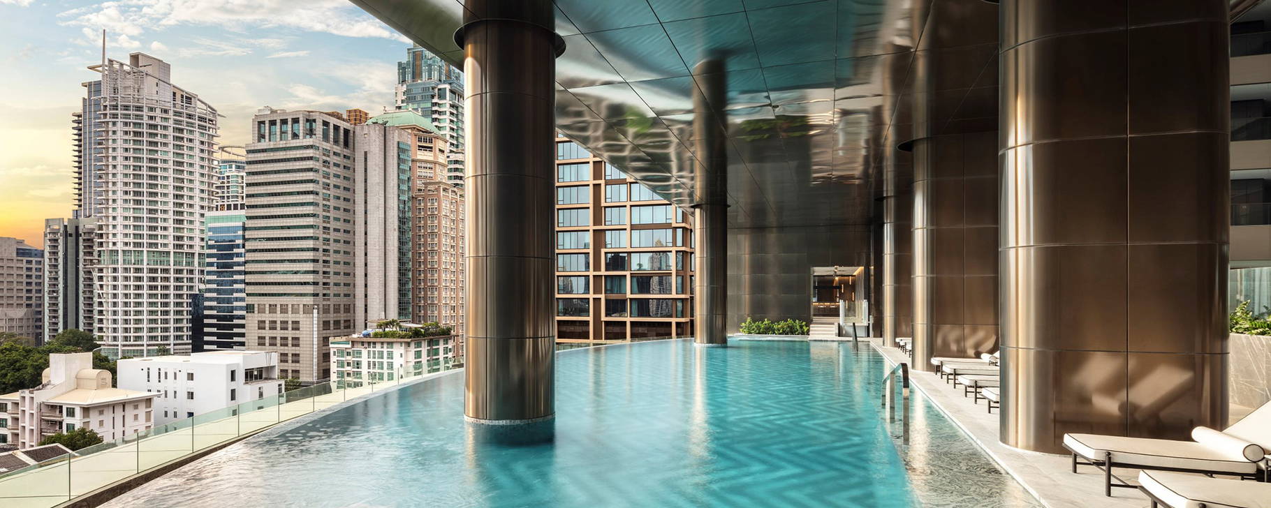 Pool - Sindhorn Kempinski Hotel Bangkok