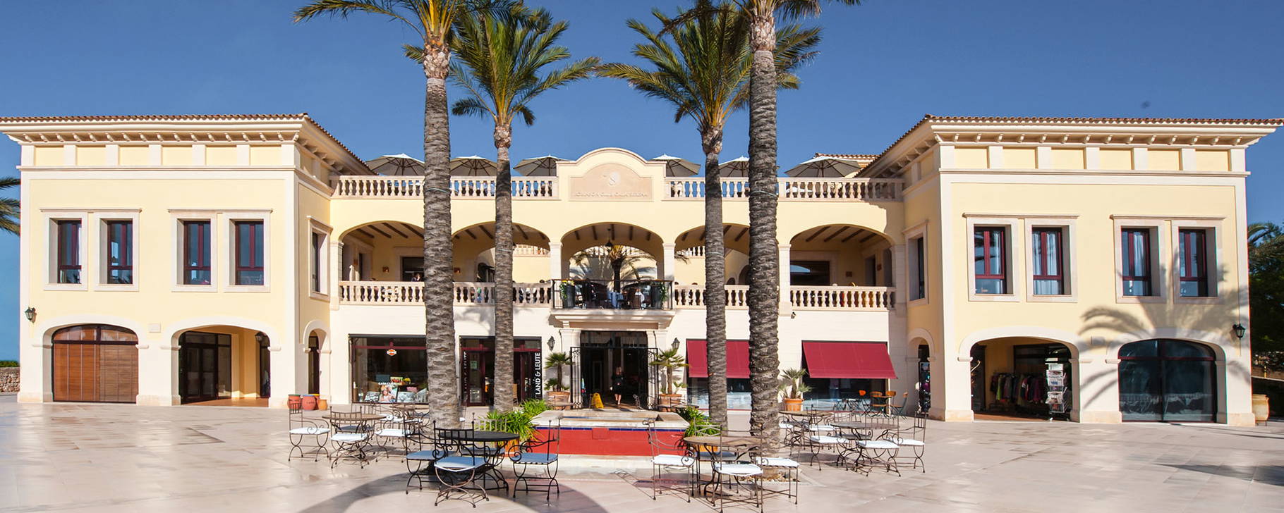 Plaza - ROBINSON Cala Serena