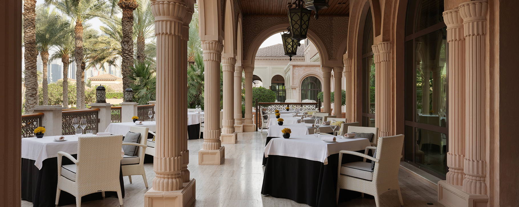STAY Restaurant Terrasse - One&Only The Palm