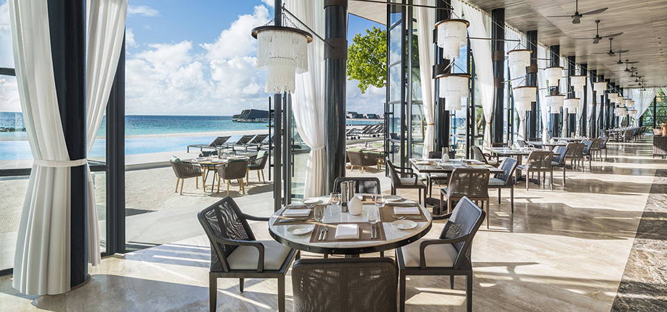 Alba Restaurant - The St. Regis Maldives Vommuli Resort