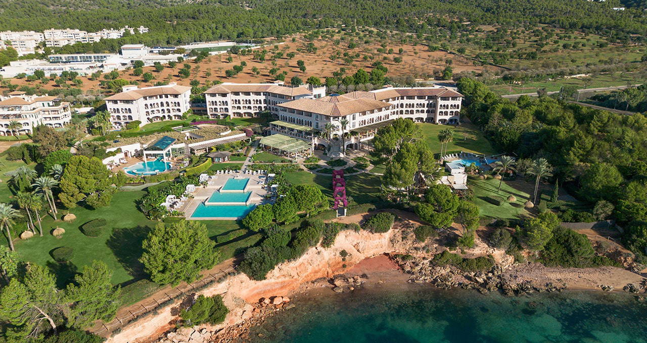 The St. Regis Mardavall Mallorca Resort - Übersicht der Hotelanlage