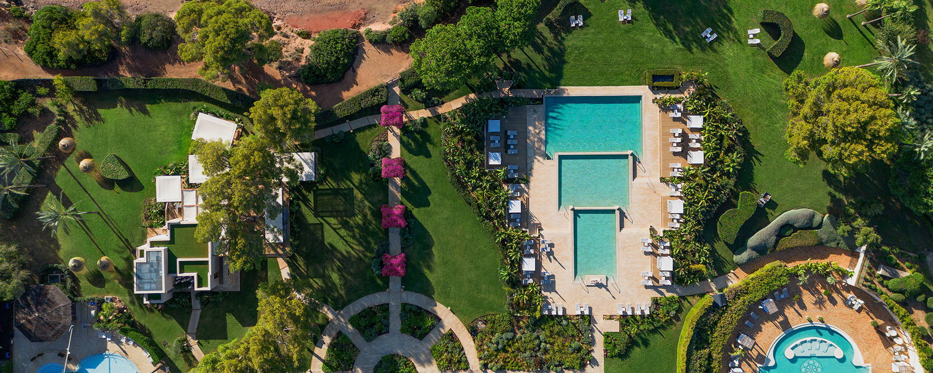 Hotelanlage - The St. Regis Mardavall Mallorca Resort