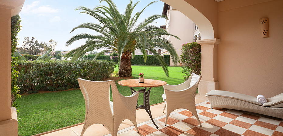 Junior Suite Garden - The St. Regis Mardavall Mallorca Resort