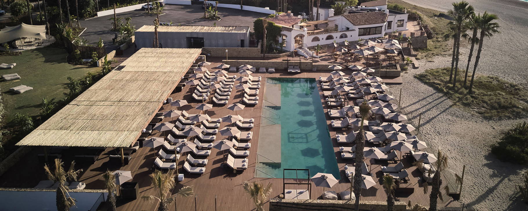 Beach Club - OKU Andalusia