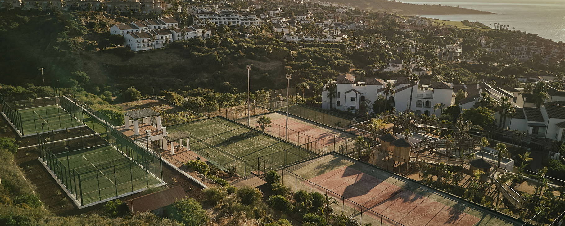 Tennisplätze - OKU Andalusia