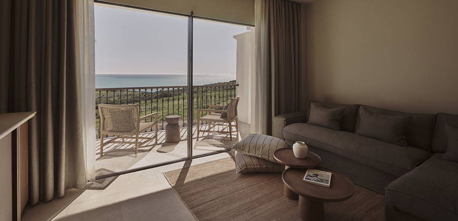 Deluxe Suite Sea View - OKU Andalusia