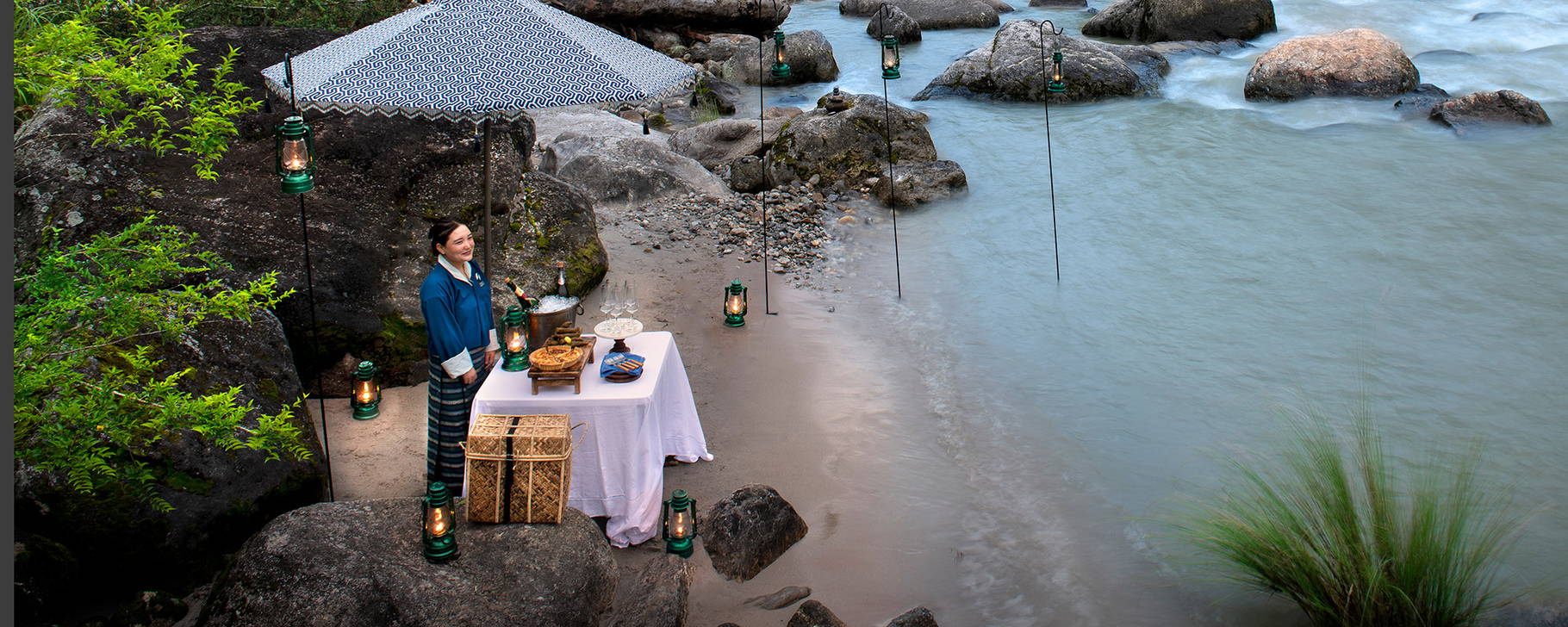 River Dining - &Beyond Punakha River Lodge