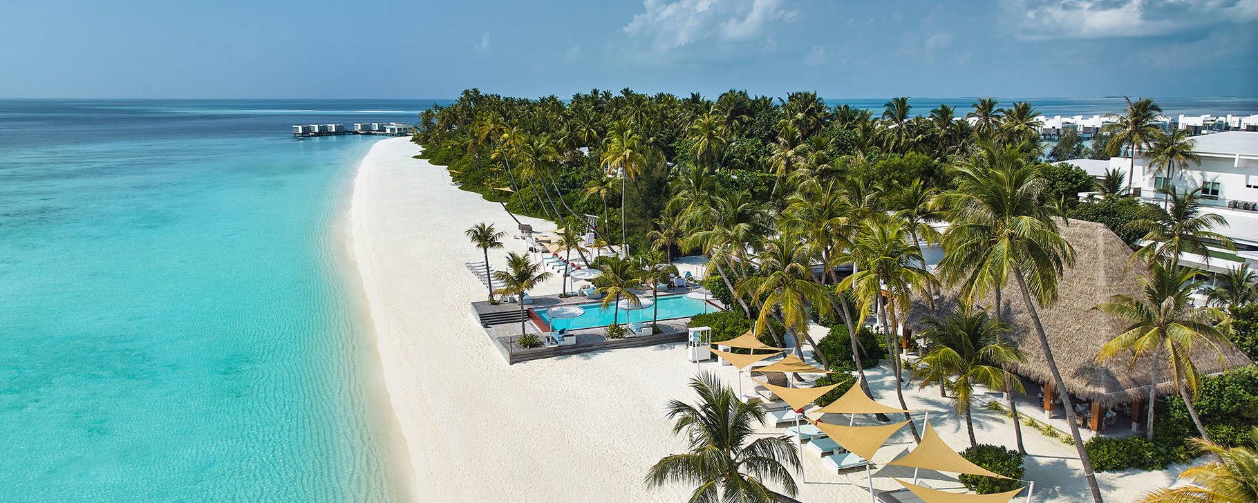 Shimmers Restaurant - Jumeirah Olhahali Island