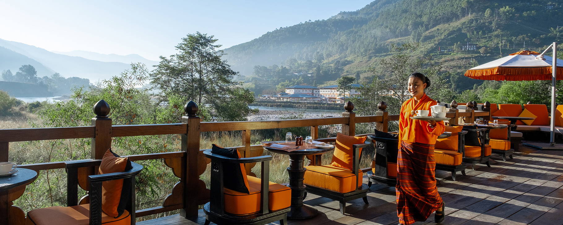 Soma Restaurant Terrasse - Pemako Punakha