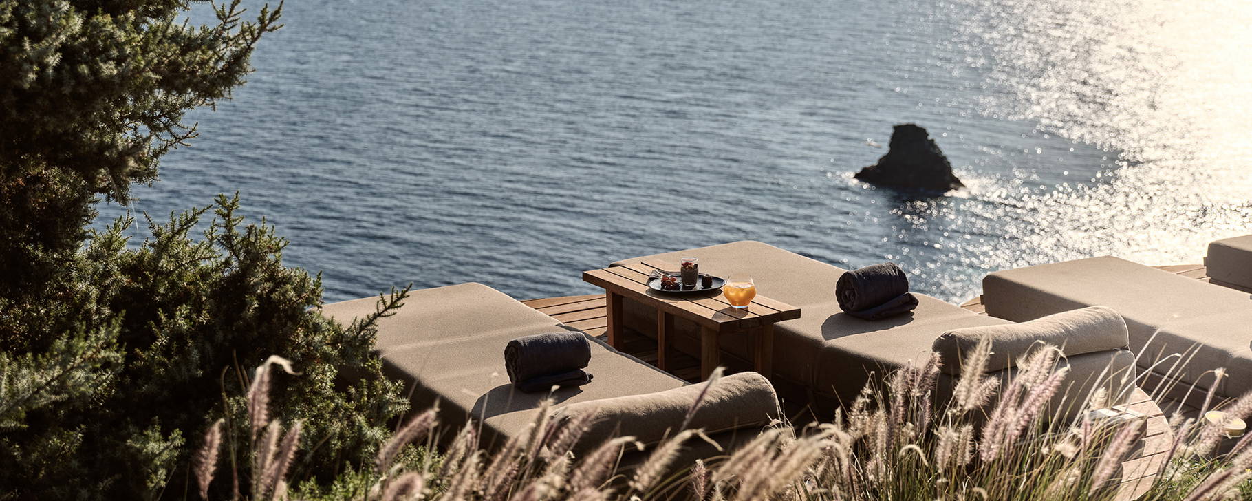 Poolanlage - Acro Suites