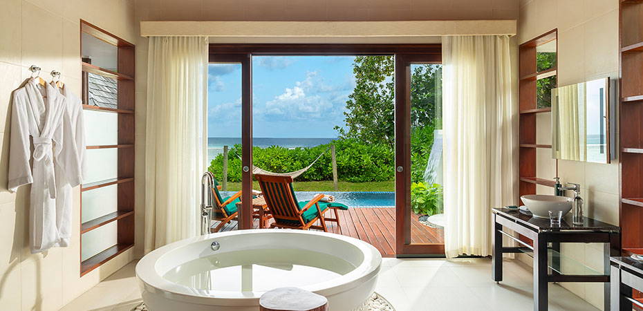 Badezimmer - Beach Sanctuary Pool Villa - Niva Labriz Seychelles