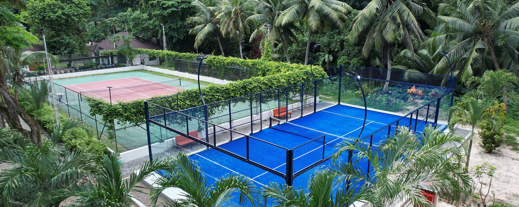 Padel- und Tennis-Platz - Niva Labriz Seychelles