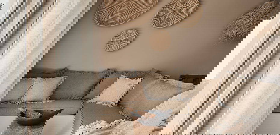 Cyclades Partial Sea View Pool Suite Wohnbereich - Amyth of Mykonos Agios Stefanos