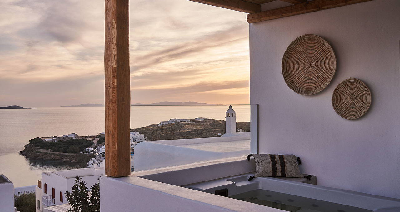Delos Sea View Suite with Jetted Tub - Amyth of Mykonos Agios Stefanos