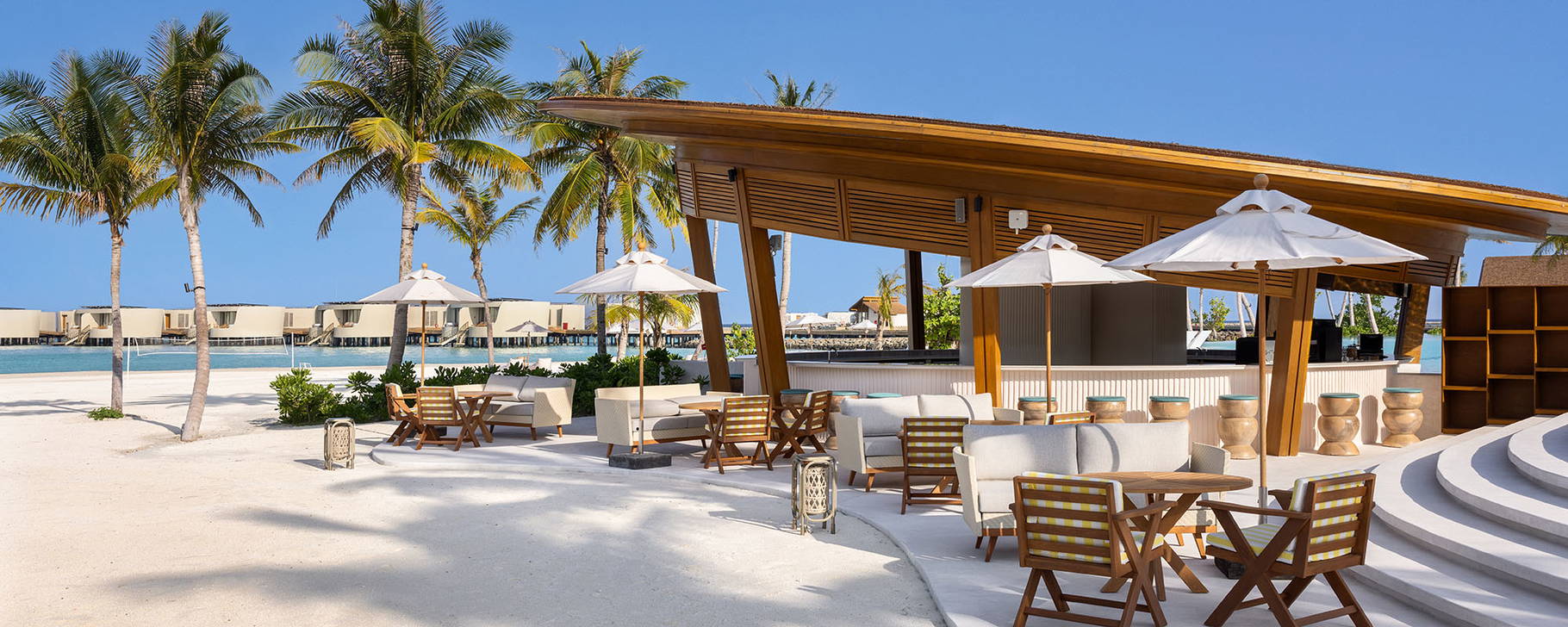 Coco Drift Restaurant - Centara Grand Lagoon Maldives