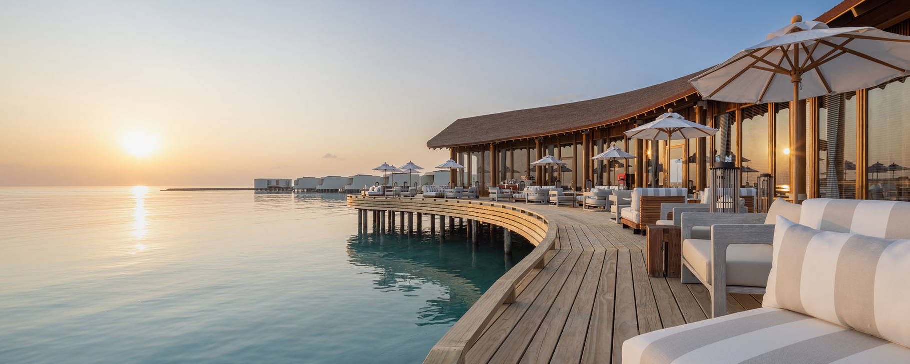 The Club Restaurant - Centara Grand Lagoon Maldives