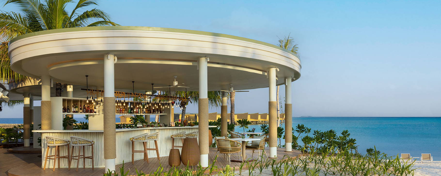 Suan Bua Restaurant - Centara Mirage Lagoon Maldives