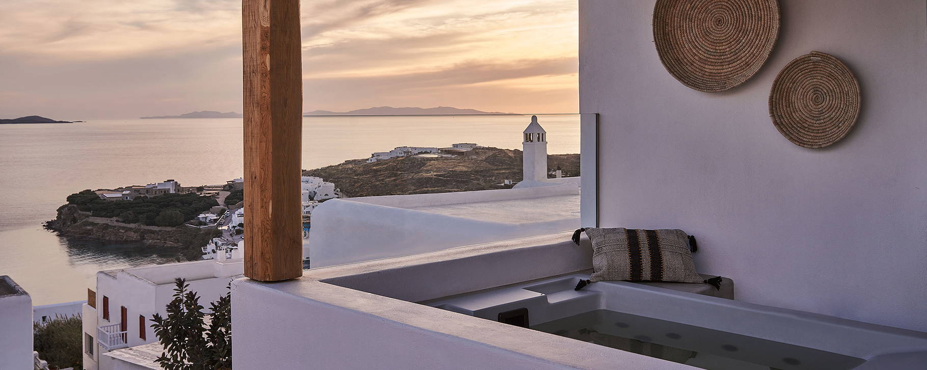 Delos Sea View Suite with Jetted Tub - Amyth of Mykonos Agios Stefanos