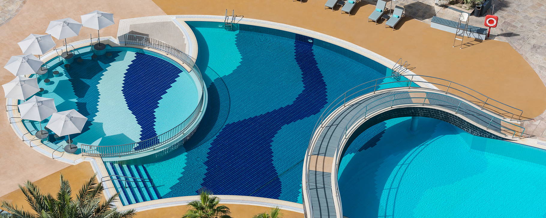 Hauptpool - Le Royal Meridien Beach Resort & Spa