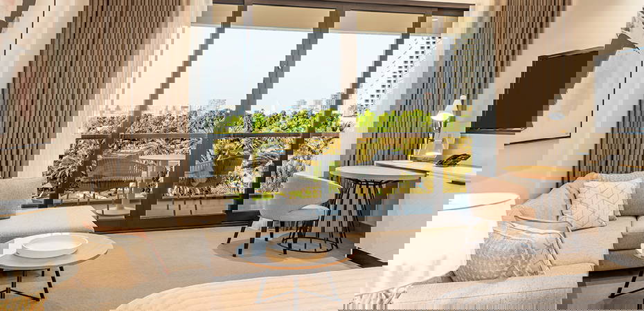 Royal Club Tower Sea View Room - Le Royal Meridien Beach Resort & Spa