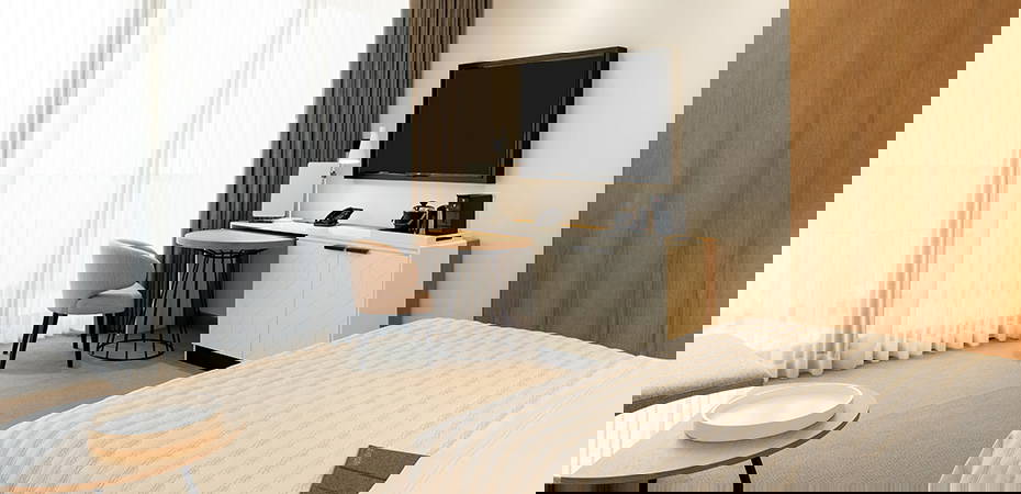 Royal Club Tower JBR View Room - Le Royal Meridien Beach Resort & Spa