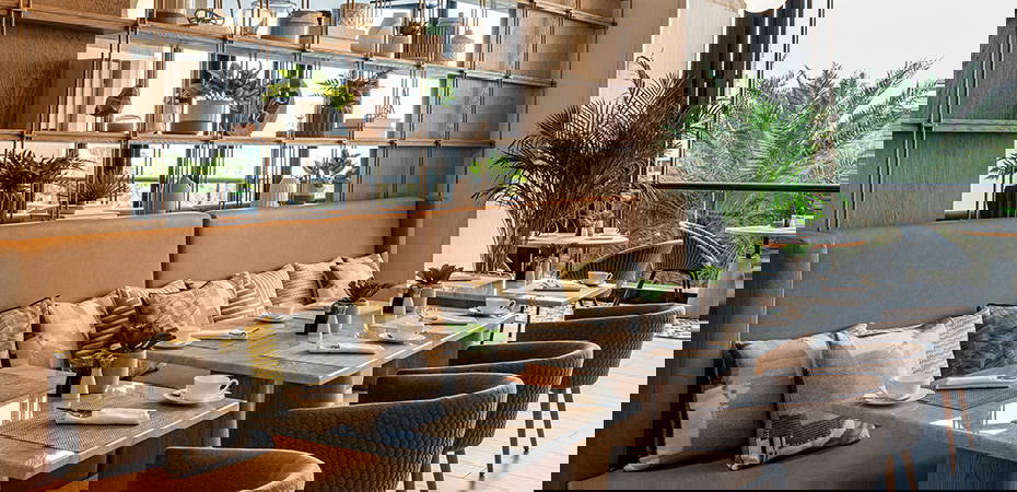 Royal Club Tower Suite - Le Royal Meridien Beach Resort & Spa