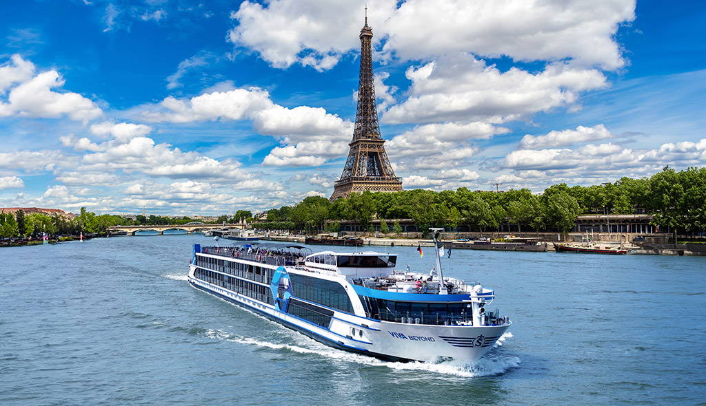 VIVA BEYOND_Exterior