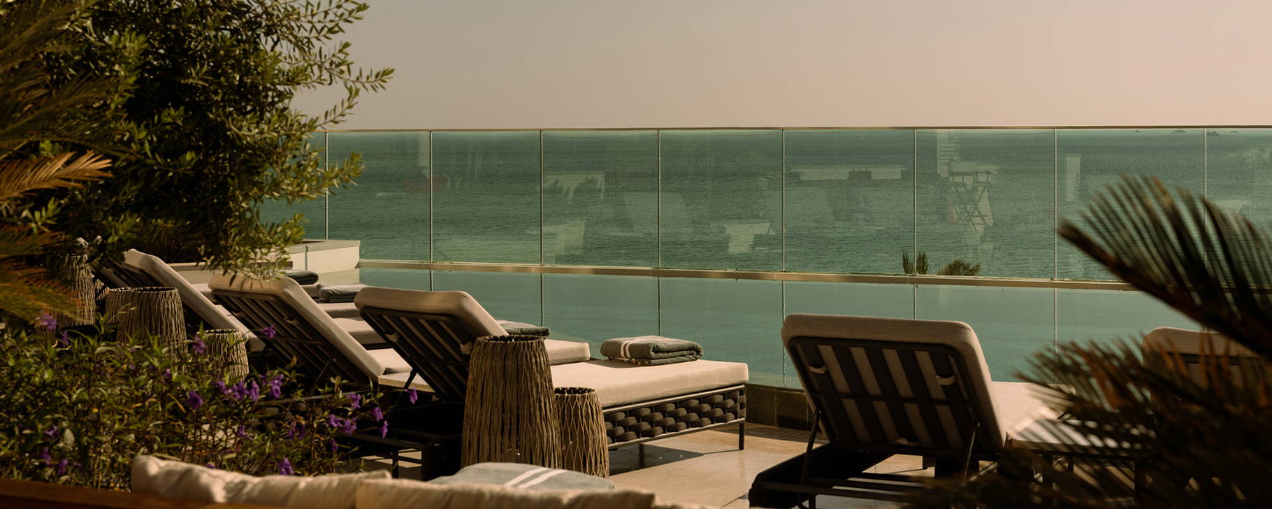 Familienpool - Rosewood Doha