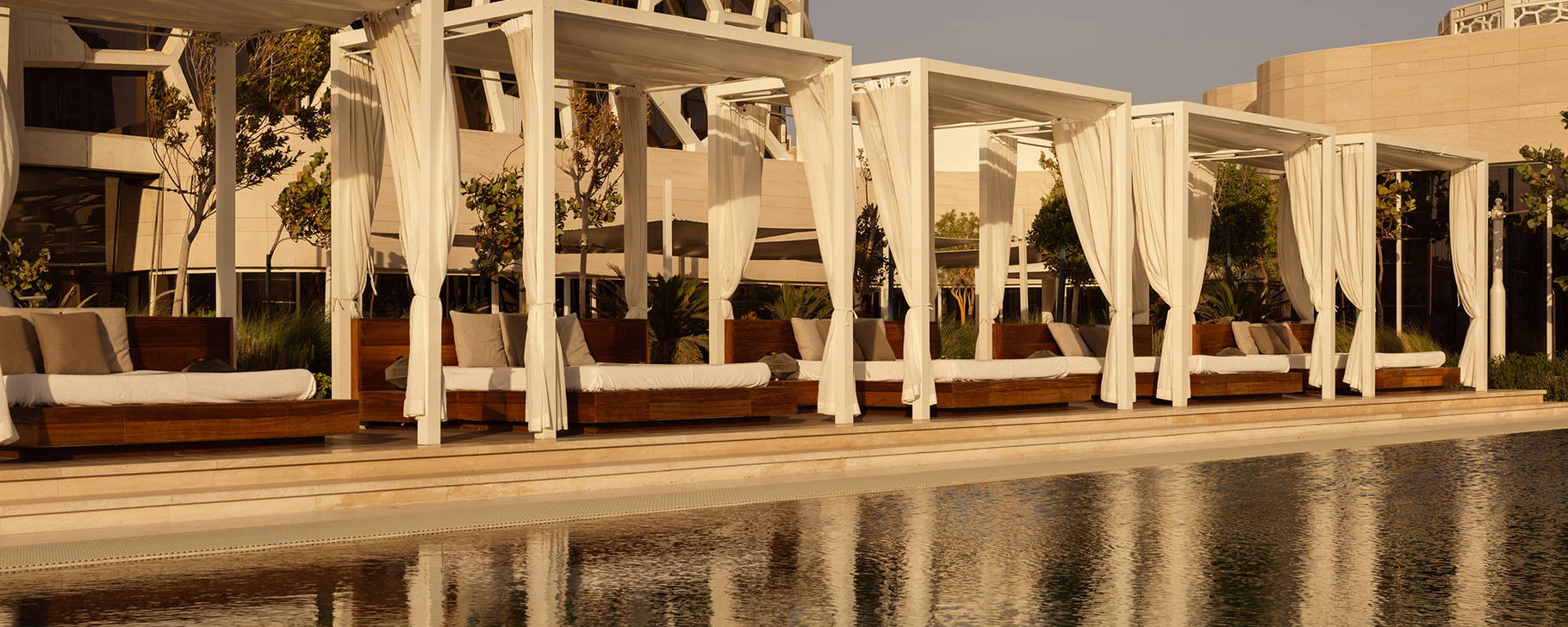 Lap Pool - Rosewood Doha