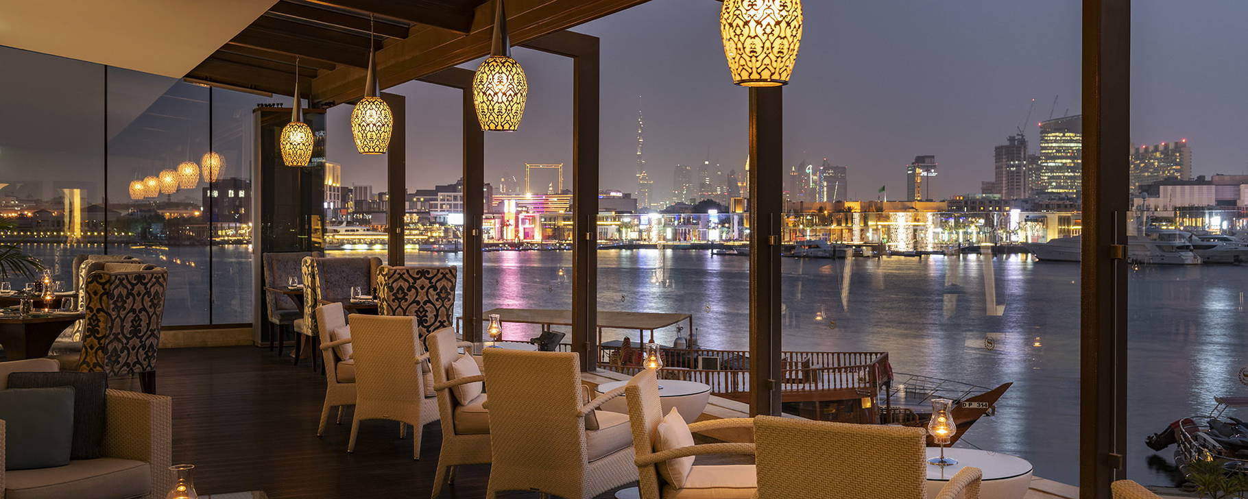 Vivaldi Restaurant nachts - Sheraton Dubai Creek Hotel & Towers